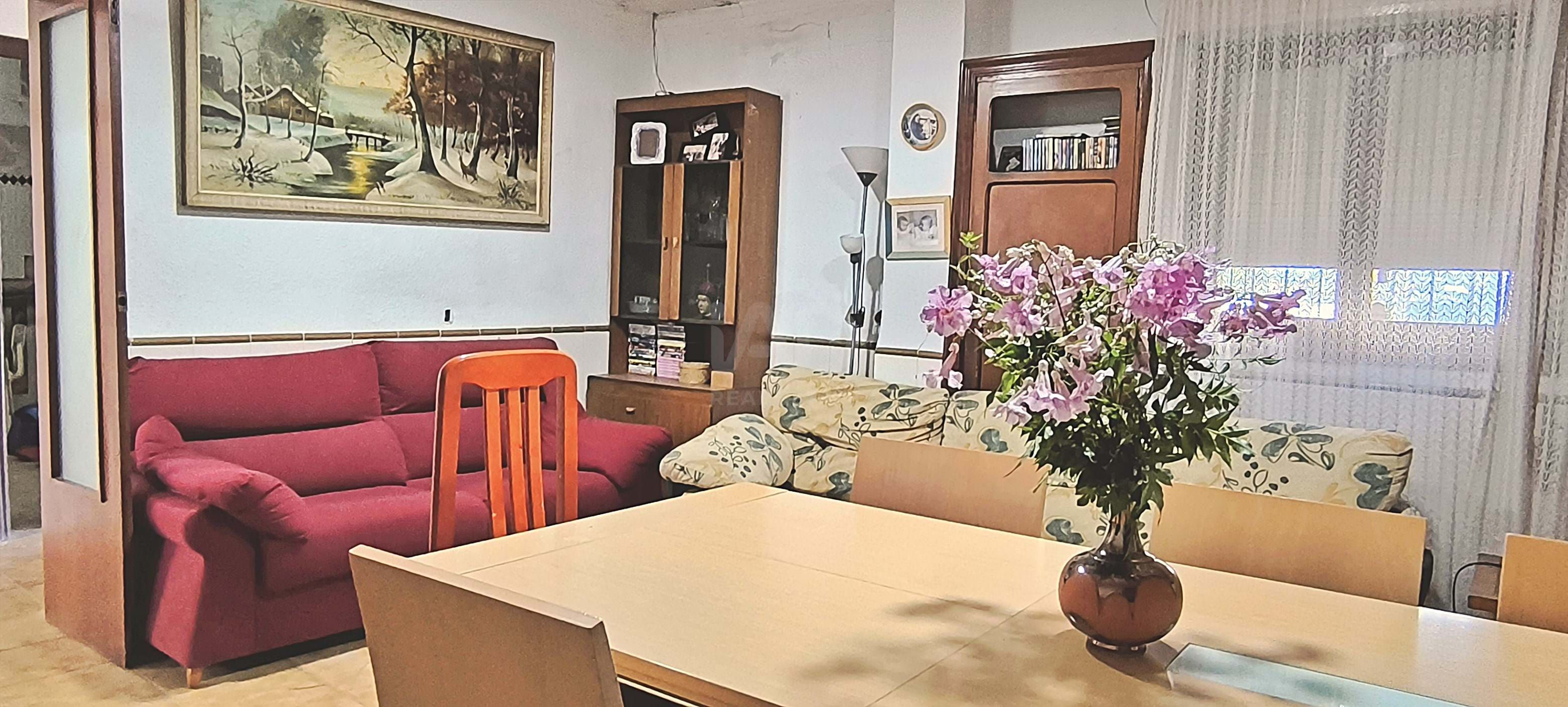 Menjador de Casa o xalet en venda en Alicante / Alacant amb Piscina