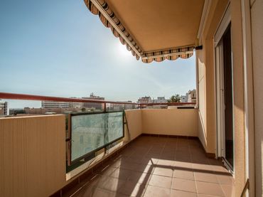 Piso con ascensor en venta en Avenida CARLOS III