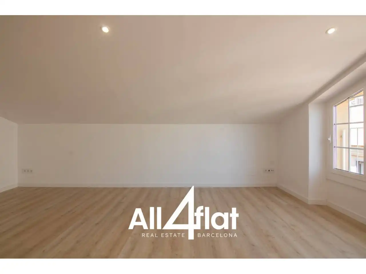 Maisonette zur Miete in Mataró mit Klimaanlage und Parkett