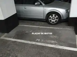 Parkplatz von Garage zur Miete in Zaragoza