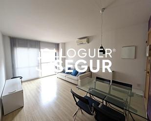 Bedroom of Flat to rent in Terrassa  with Air Conditioner, Heating and Terrace