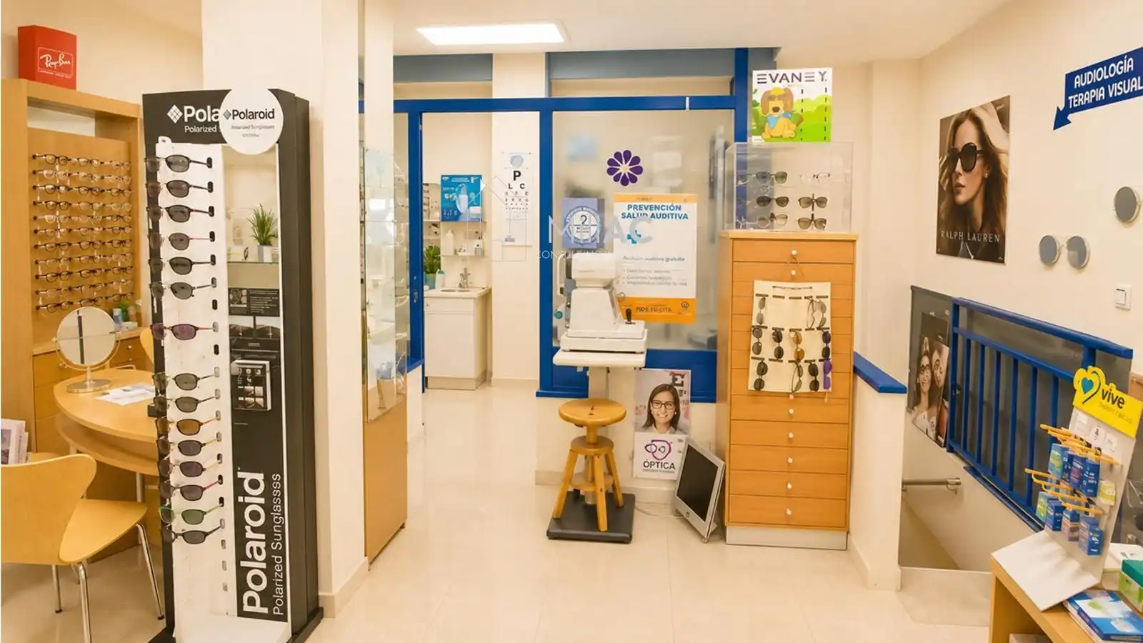 Local en venda en Madrid amb Aire condicionat, Internet i Alarma