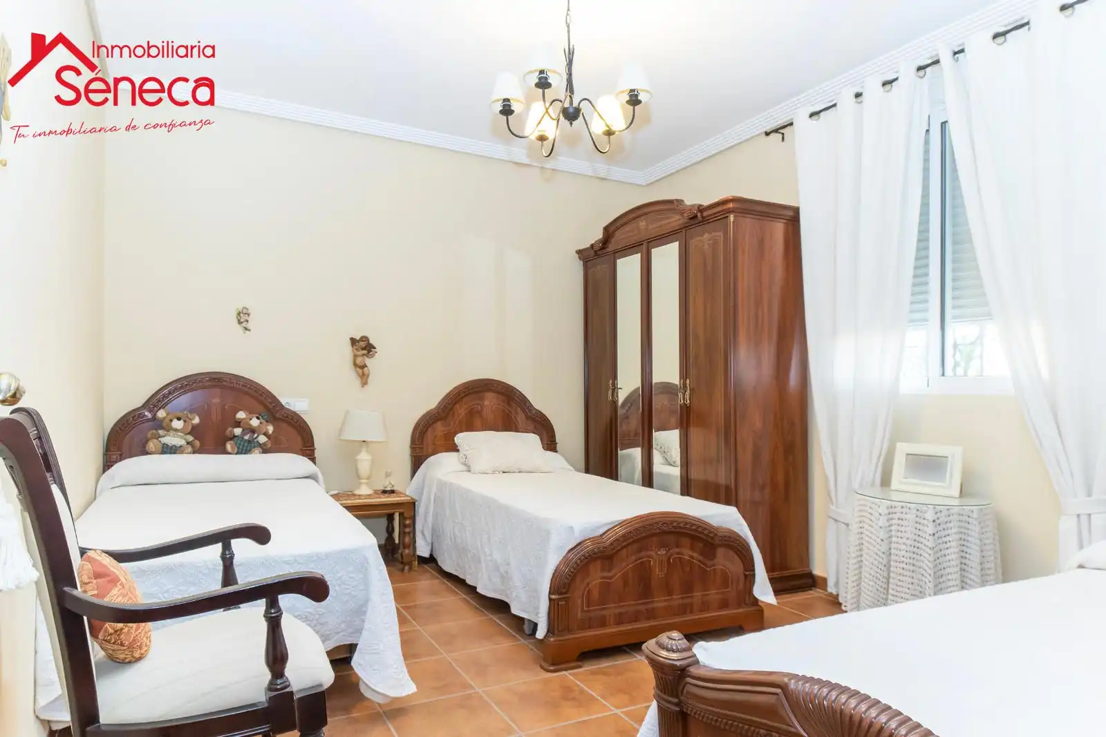 Bedroom of Detached homes for sale in Córdoba  with Furnished