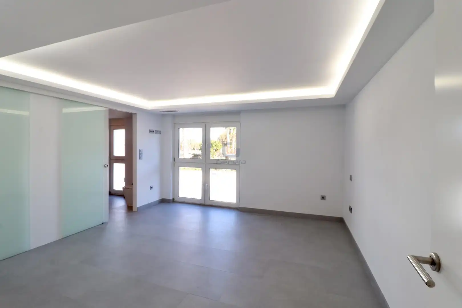 Houses for sale in El Campello  with Air Conditioner, Private garden and Terrace