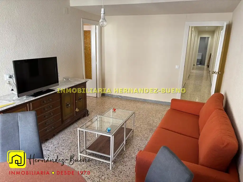 Wohnzimmer von Wohnung zur Miete in Salamanca mit Heizung, Möbliert und Balkon