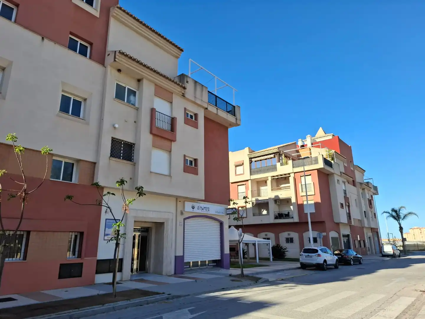 Vista exterior de Pis en venda en Motril amb Terrassa i Moblat