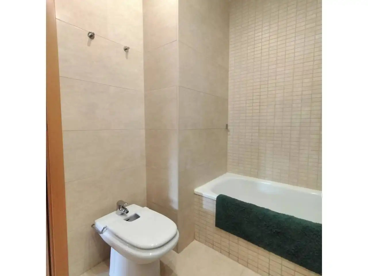 Baño de Piso en venta en Terrassa con Aire acondicionado, Calefacción y Parquet