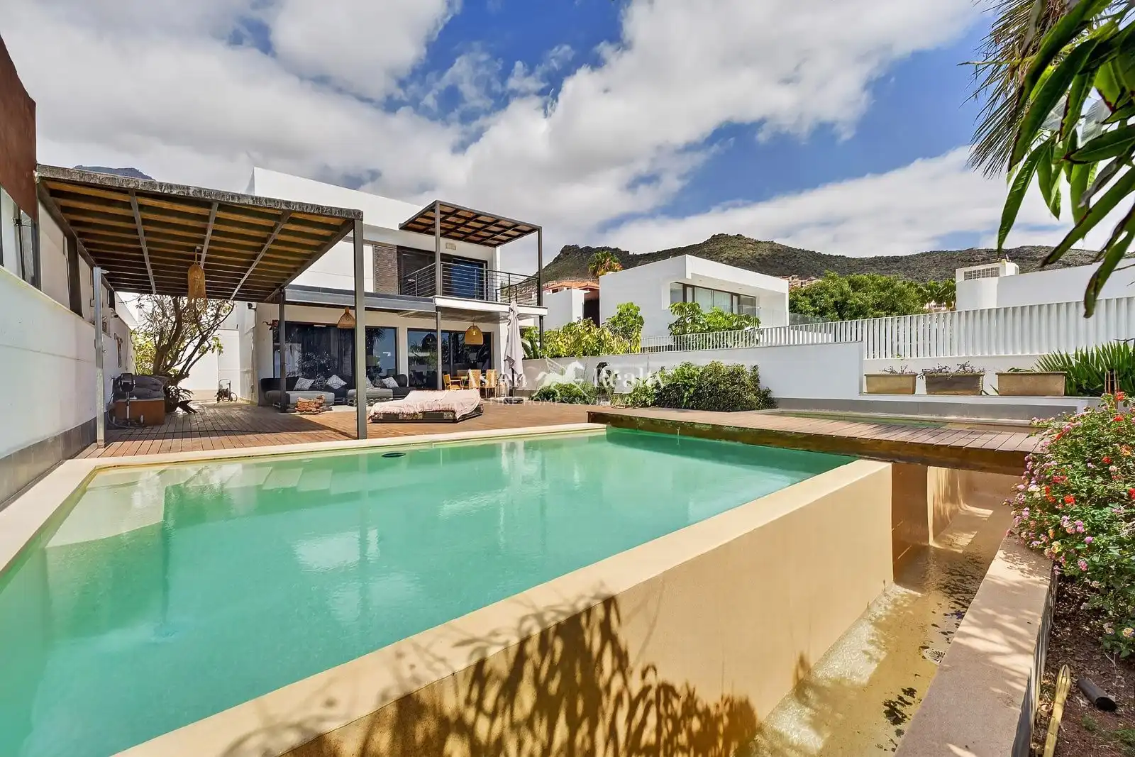 House with pool for sale in Kurt Konrad Mayer