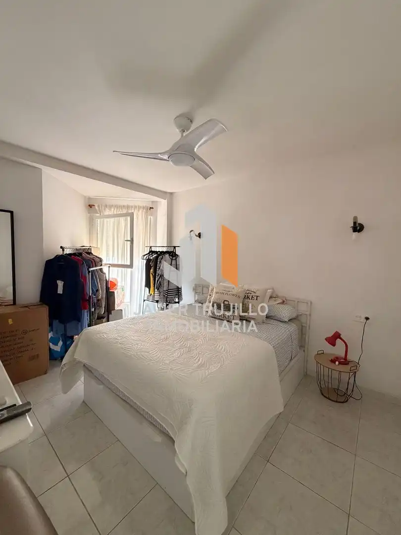 Habitación de Apartamento en venta en Vélez-Málaga con Piscina