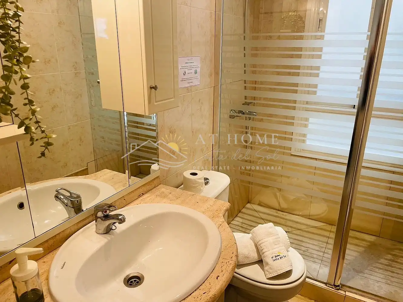 Bathroom of Apartments for sale in Marbella  with Terrace