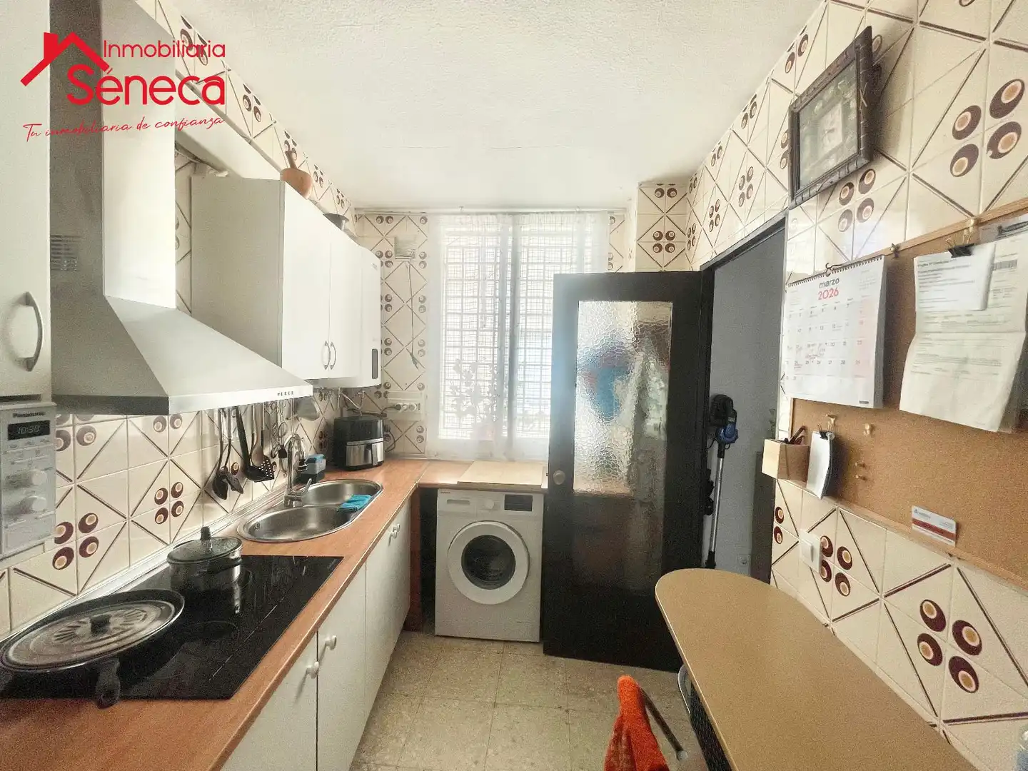 Kitchen of Flat for sale in Córdoba  with Heating, Storage room and Furnished