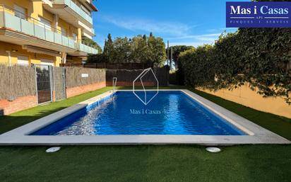 Piscina de Planta baixa en venda en L'Escala amb Aire condicionat, Calefacció i Jardí privat