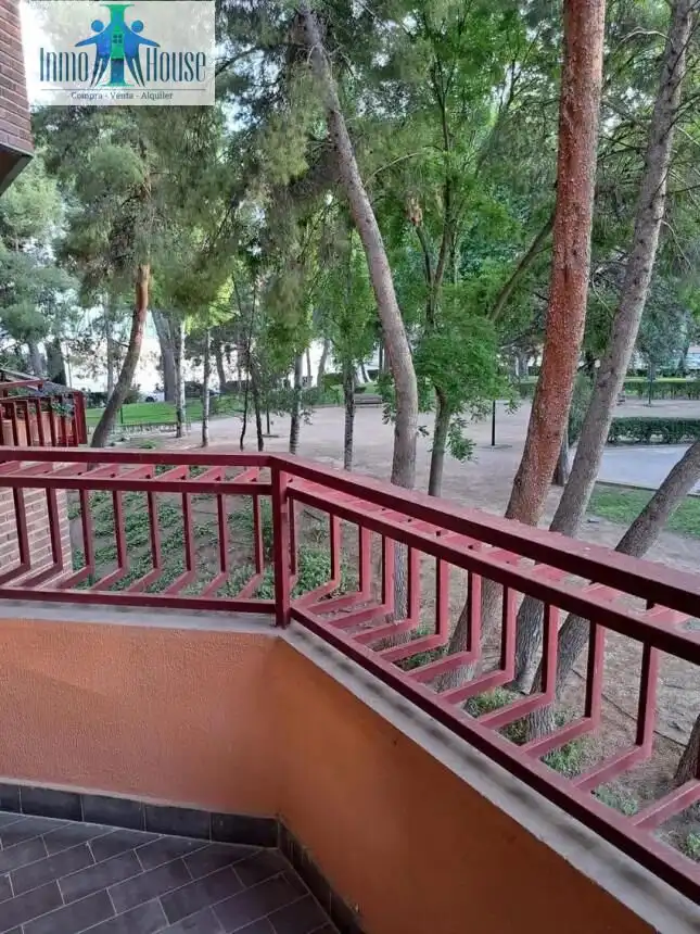 Terrassa de Pis en venda en Albacete amb Calefacció, Traster i Moblat