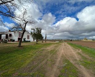 Country house for sale in Badajoz Capital  with Storage room and Swimming Pool