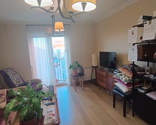 Living room of Flat for sale in Alba de Tormes  with Heating, Oven and Washing machine