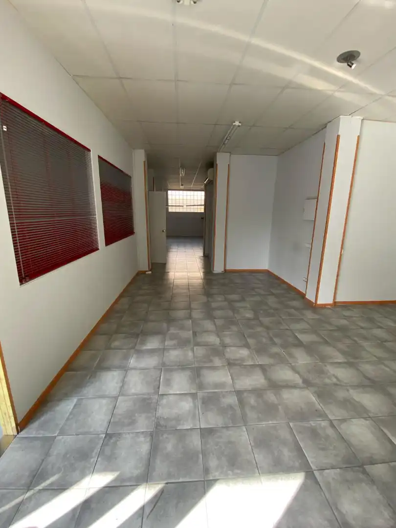 Business premises for sale in Carrer de les Lloses, imagen 8