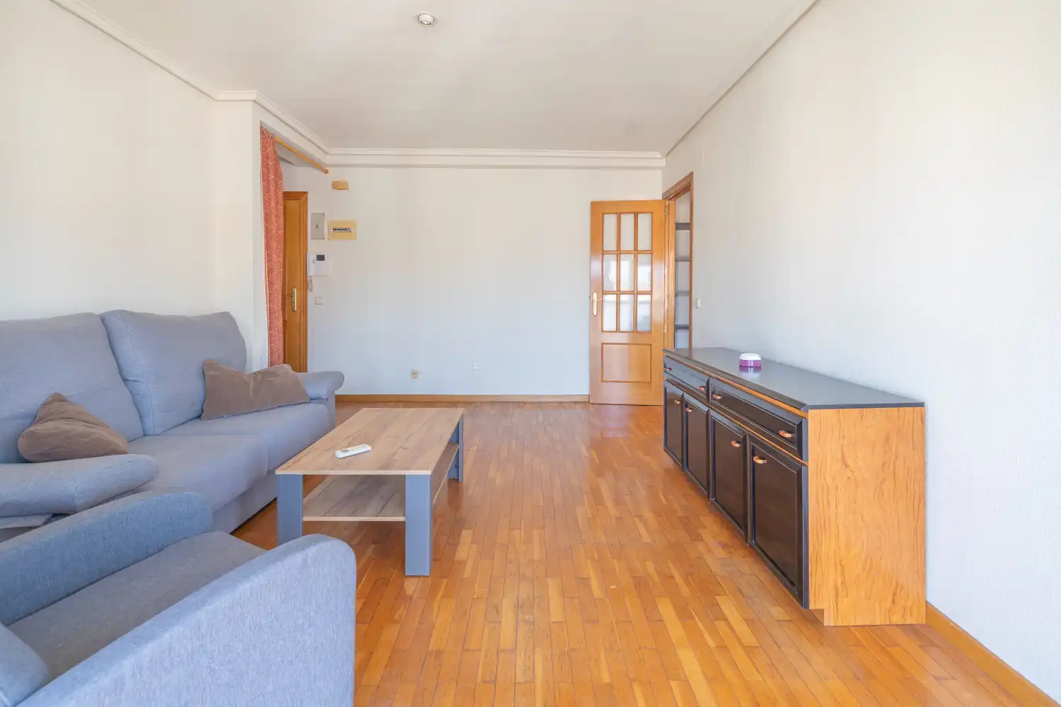 Wohnung zur Miete in Calle de las Naves, Acacias