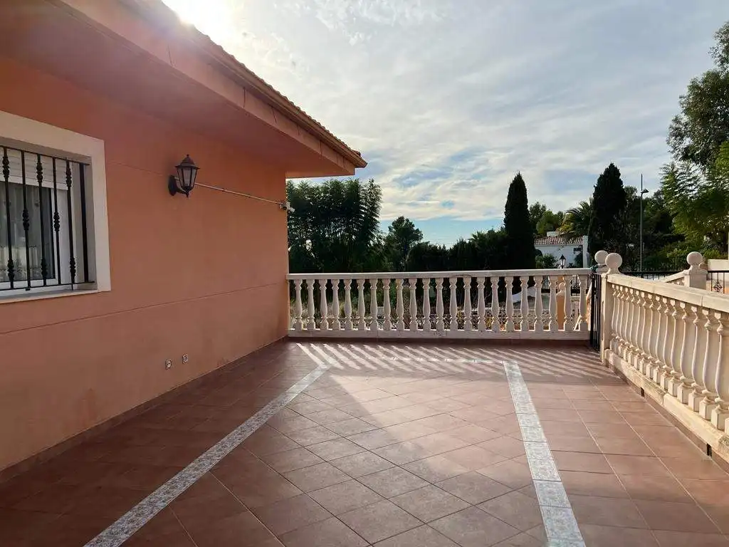 Terrassa de Casa o xalet en venda en Polop amb Calefacció, Jardí privat i Terrassa