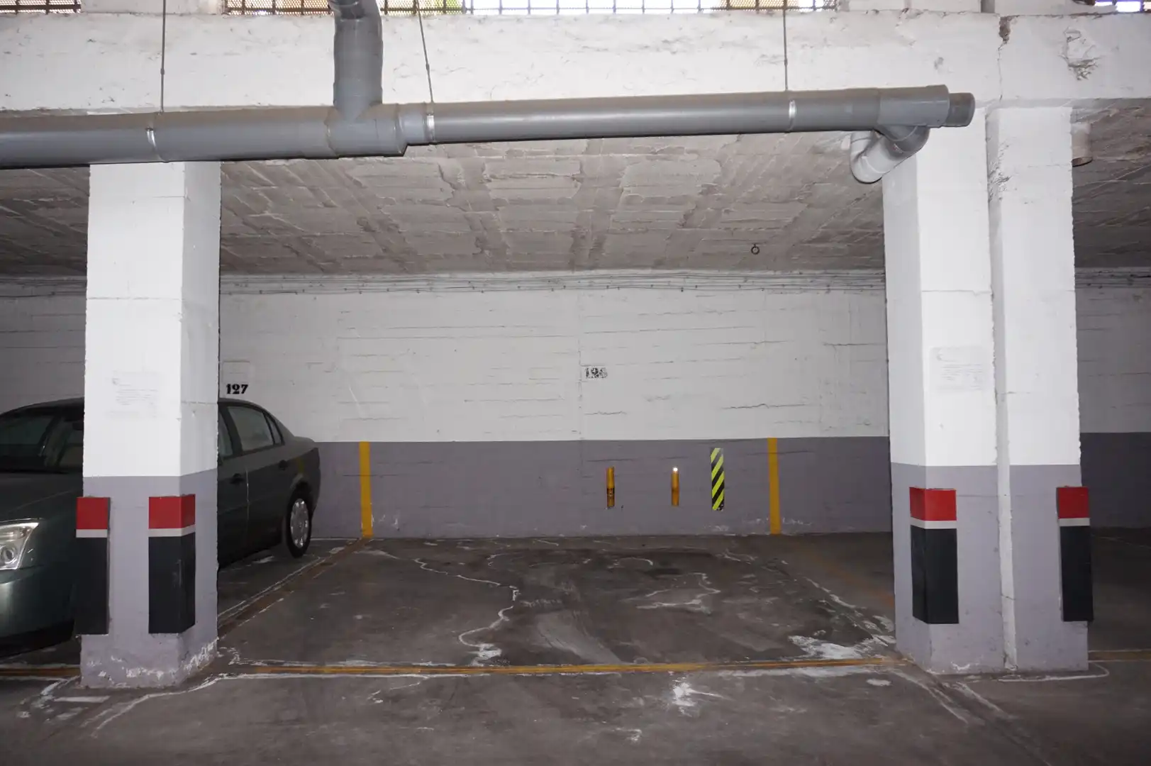 Parking of Garage for rent in Sevilla