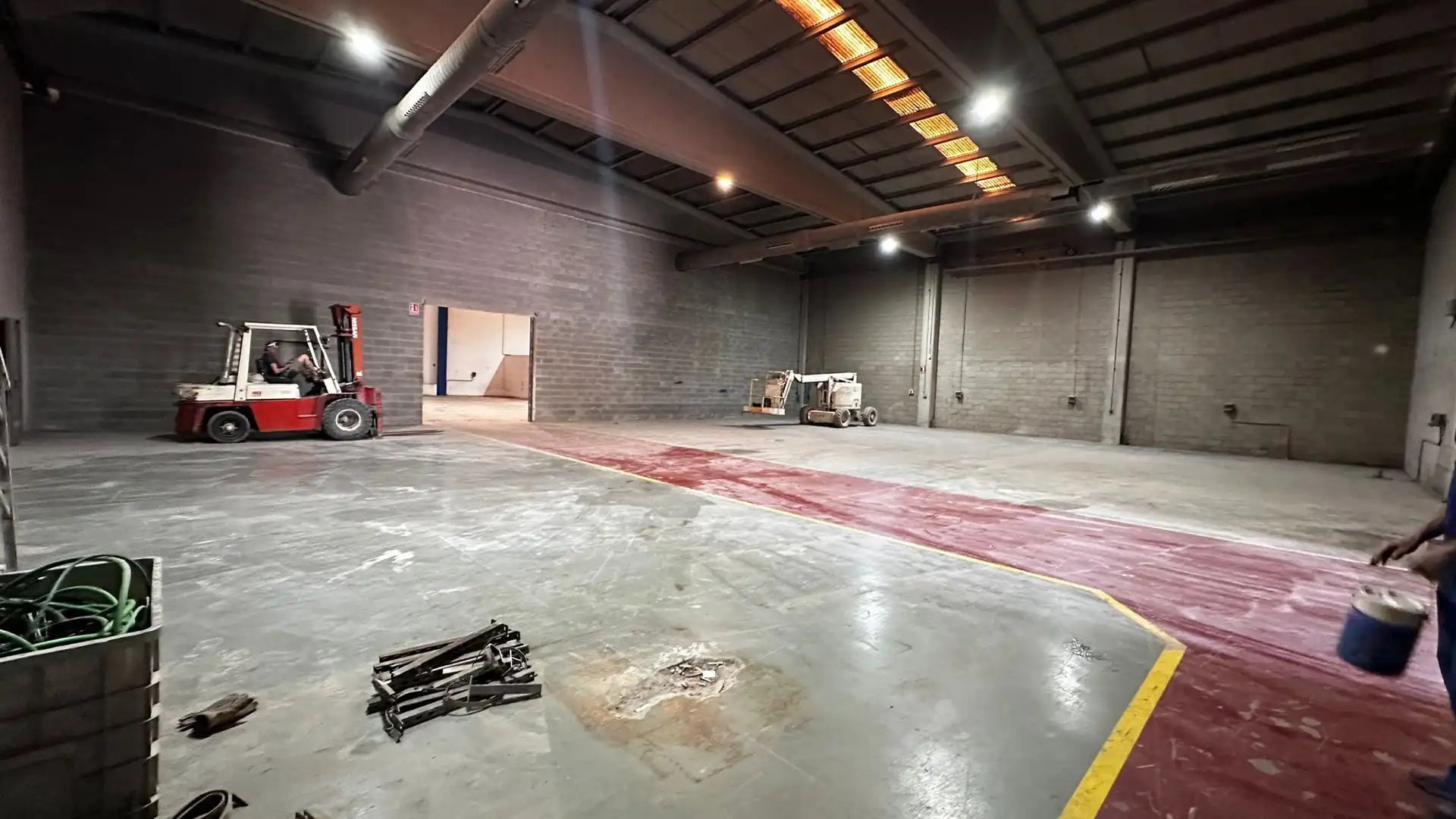 Nave industrial en venta en Riudellots de la Selva
