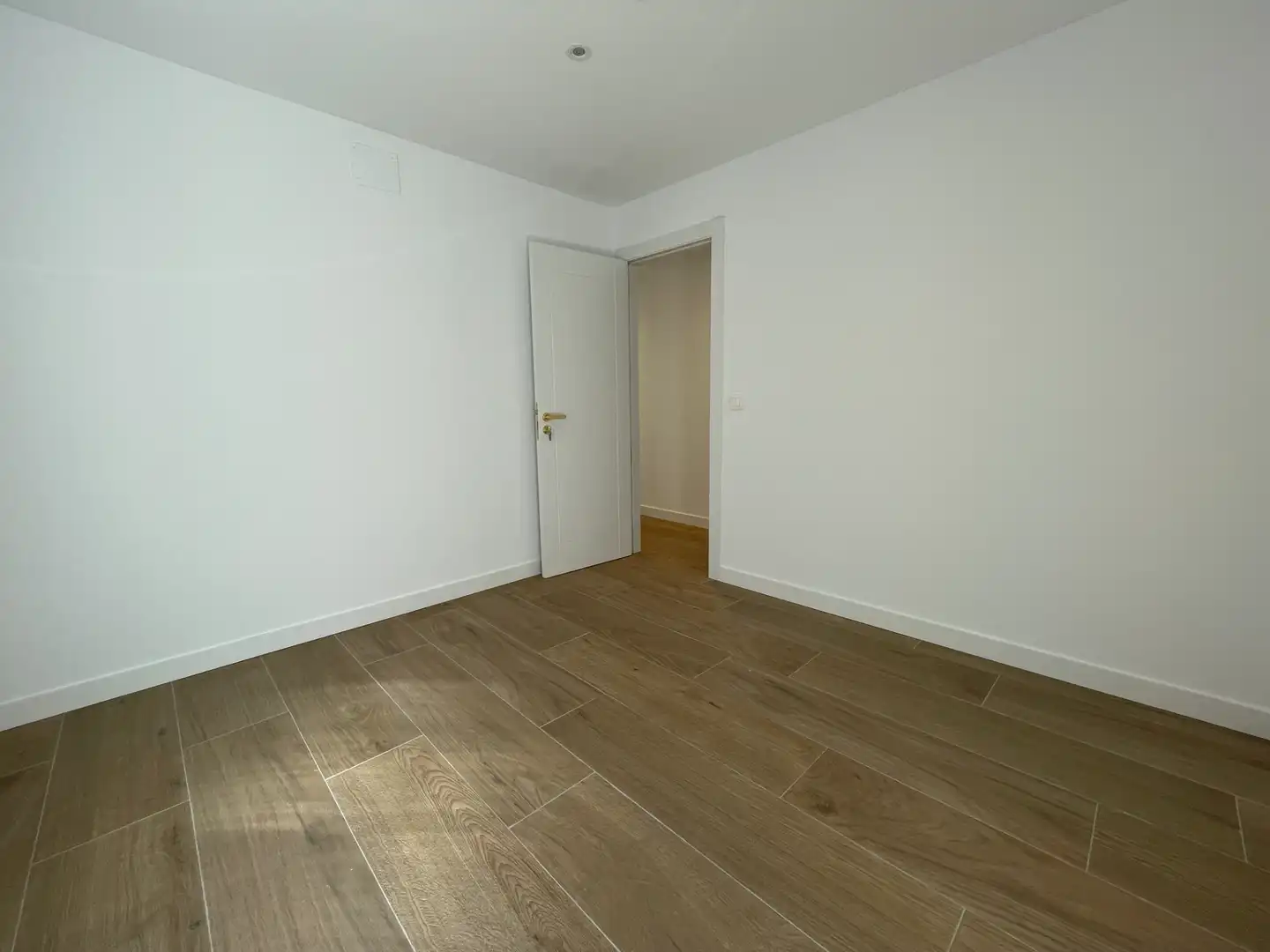 Piso con terraza en venta en Calle Navasfrías, imagen 13