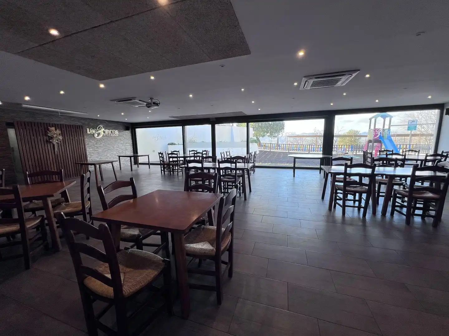Geschaftsraum zum Verkauf in Málaga mit Terrasse