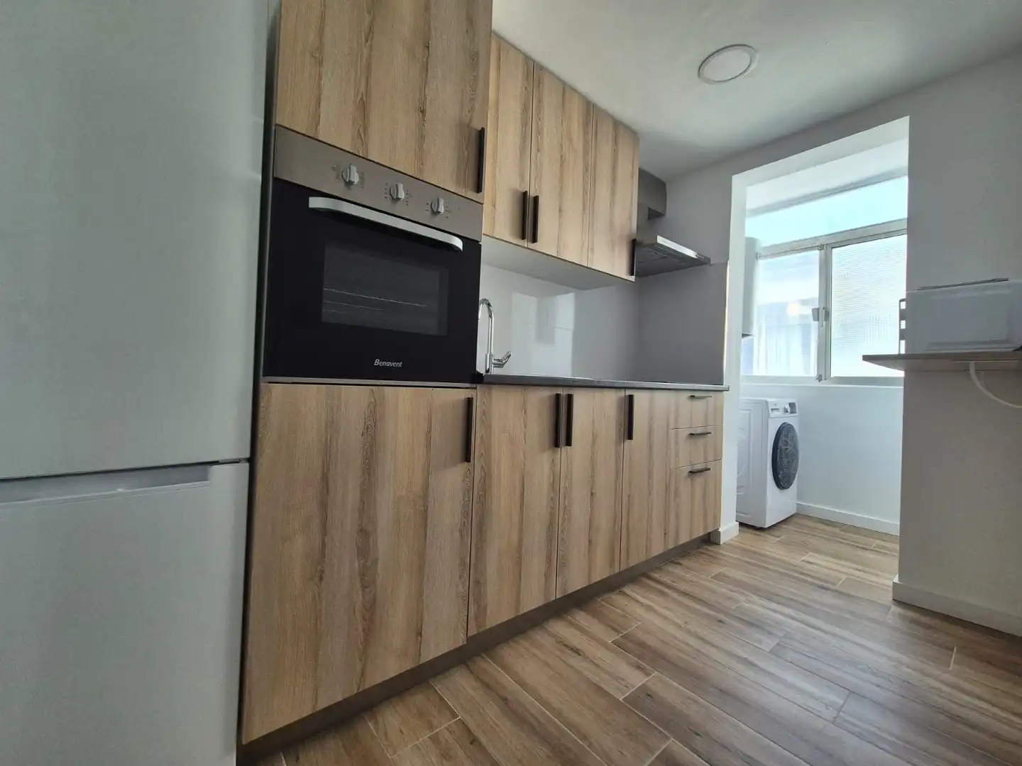 Wohnung zur Miete in Calle Ciudad de Paterna, 10, Parque Alcosa