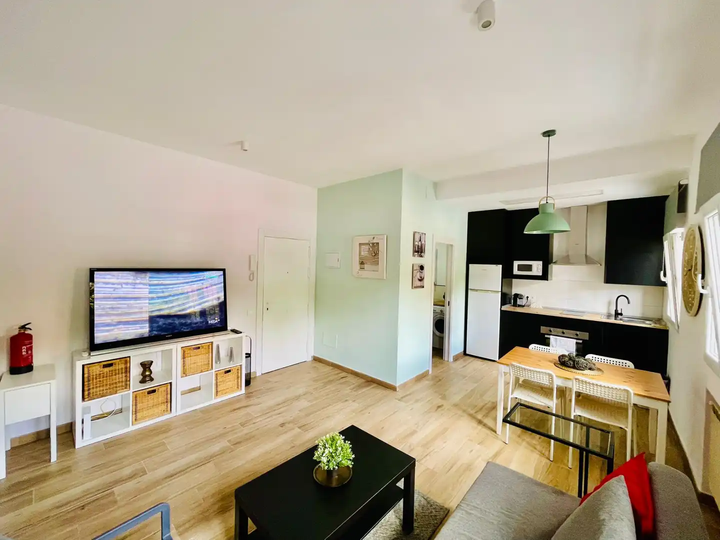 Flat for rent in Calle Aeronave, Timón