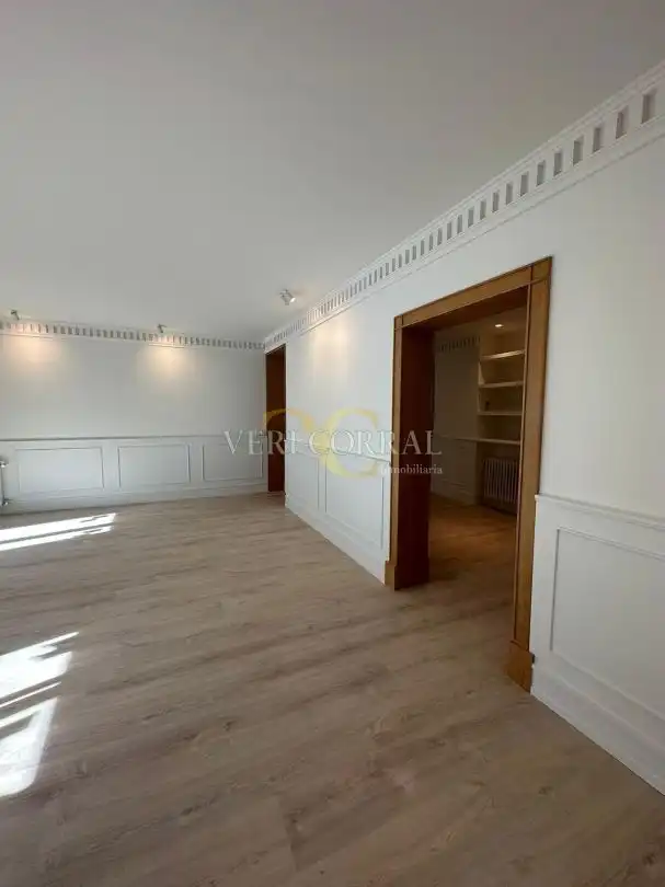 Piso con terraza en venta en Calle de Campoamor, imagen 5