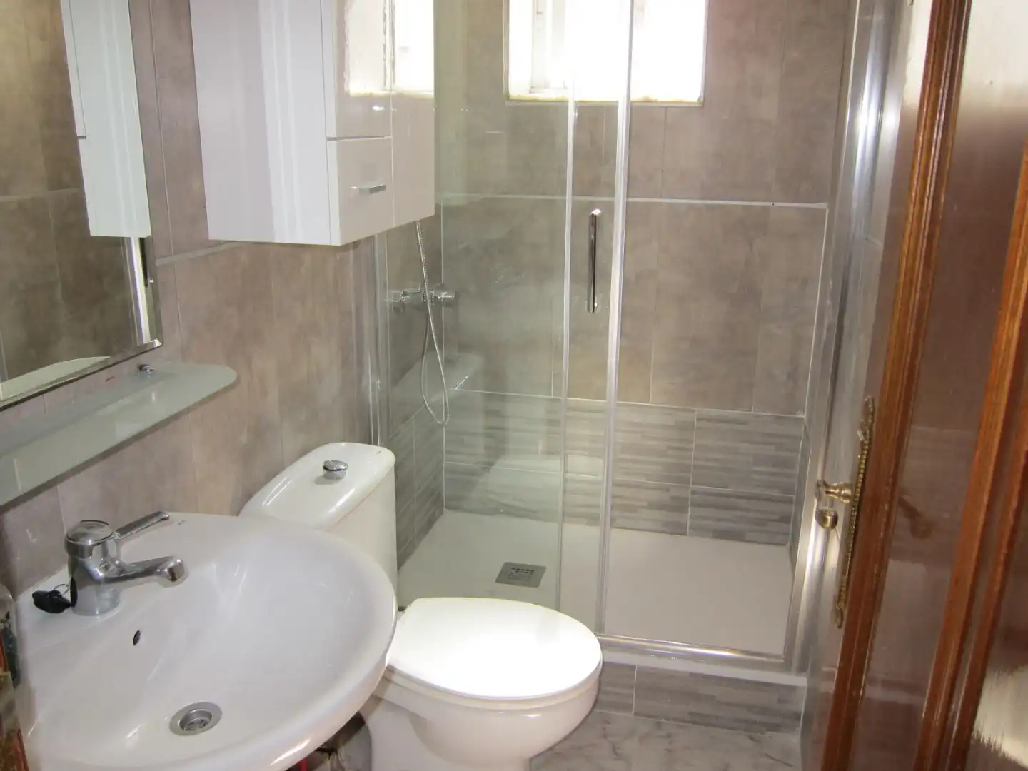 Baño de Piso en venta en  Madrid Capital con Terraza