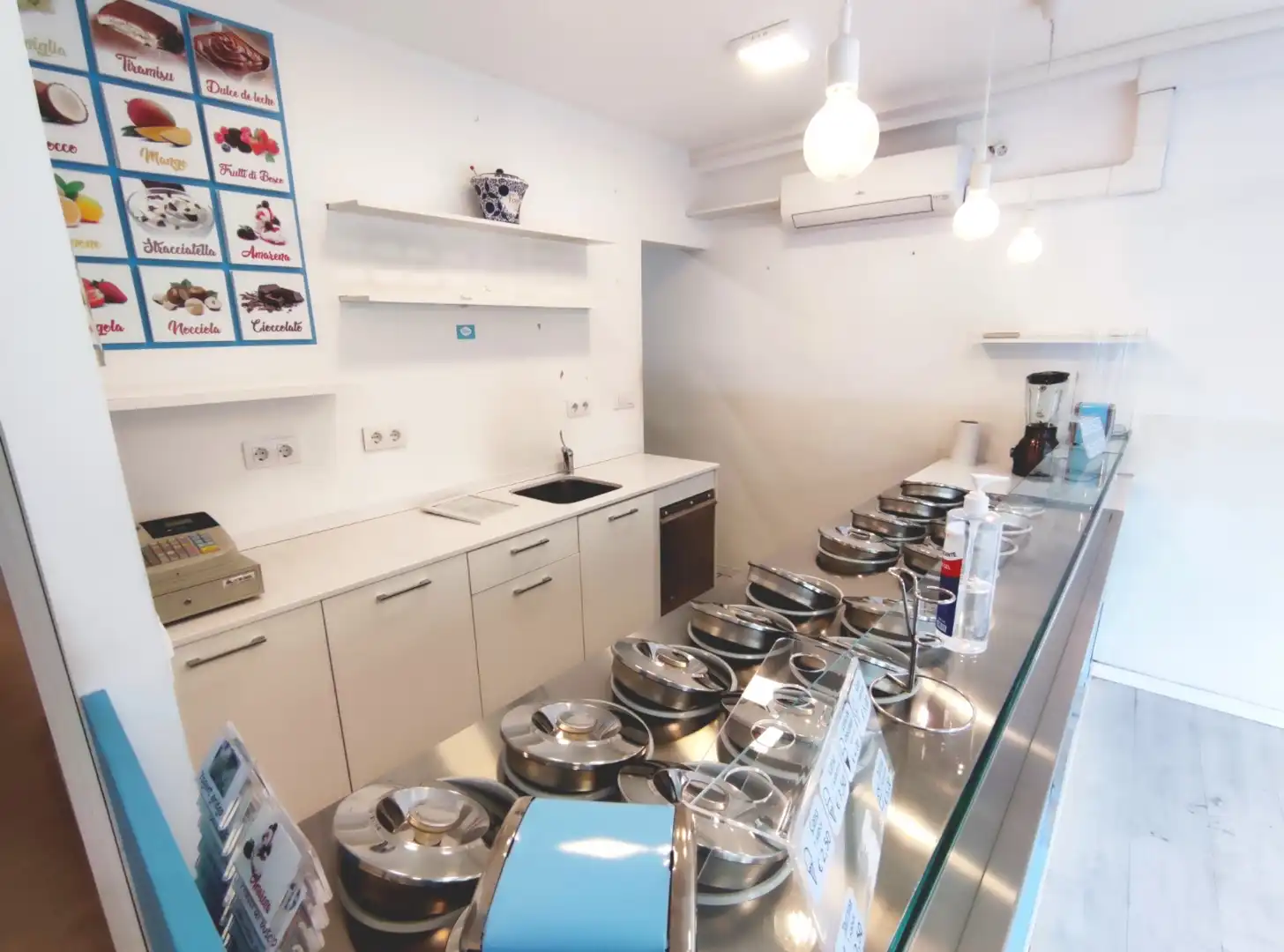 Cocina de Local en traspaso en Barcelona con Aire acondicionado y Amueblado