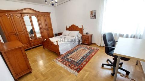Foto 5 von Wohnung zur Miete in Calle Gascona, Salesas - Foncalada - Campoamor, Oviedo