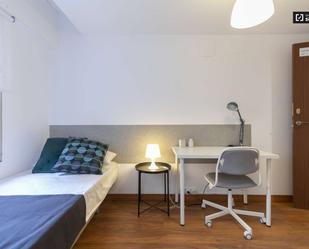 Bedroom of Flat to share in  Madrid Capital  with Air Conditioner and Terrace