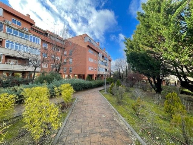 Vista exterior de Ático en venta en Rivas-Vaciamadrid con Aire acondicionado, Calefacción y Terraza