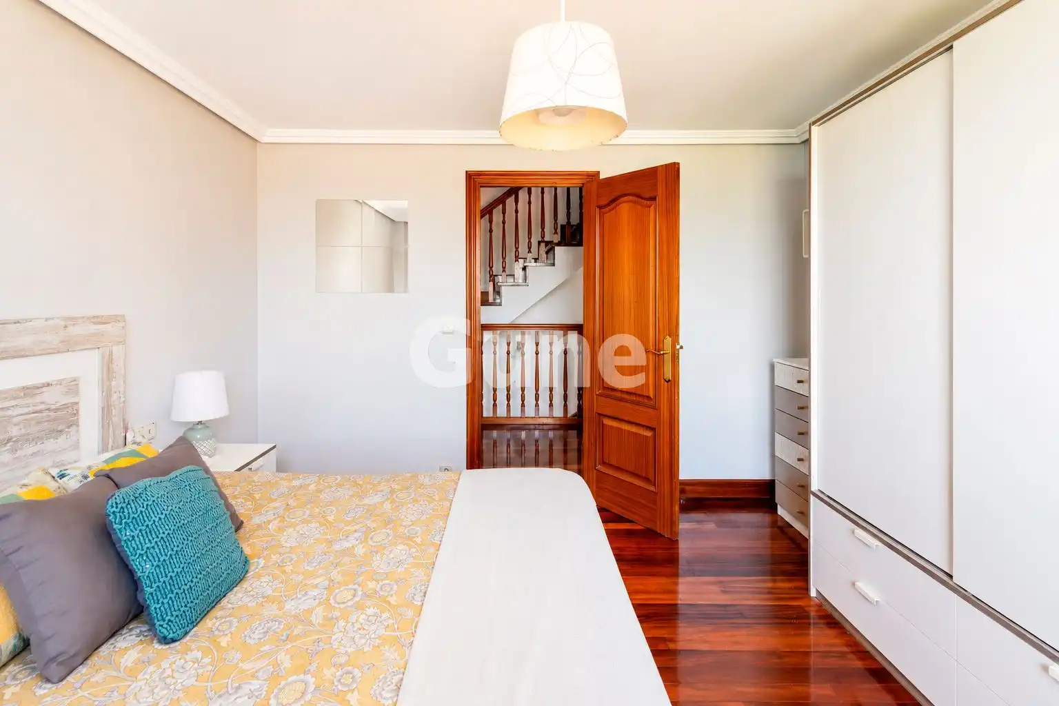 Habitación de Casa adosada en venta en Orendain con Calefacción, Terraza y Trastero