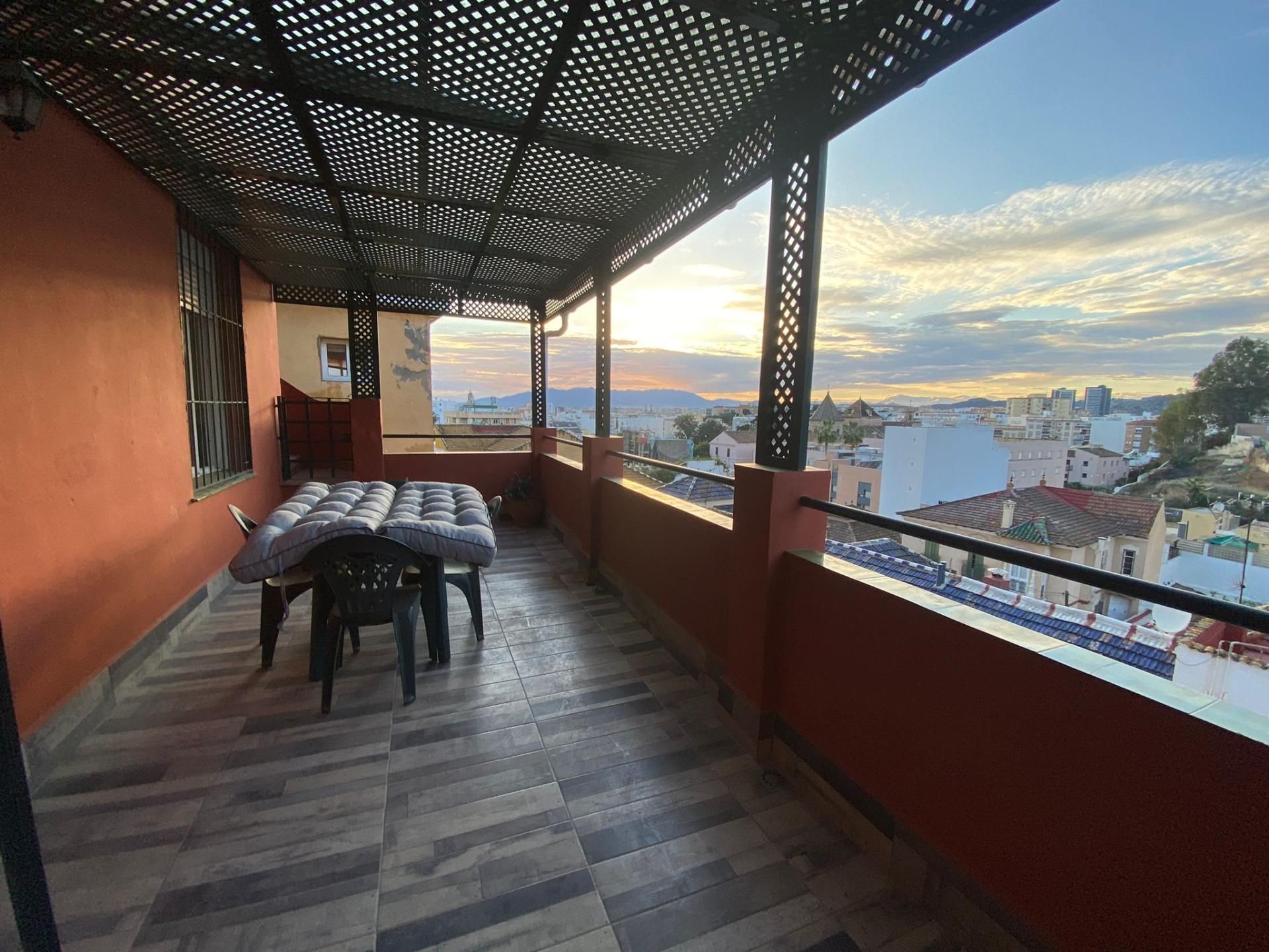 Terrace of Flat to share in Málaga Capital  with Terrace