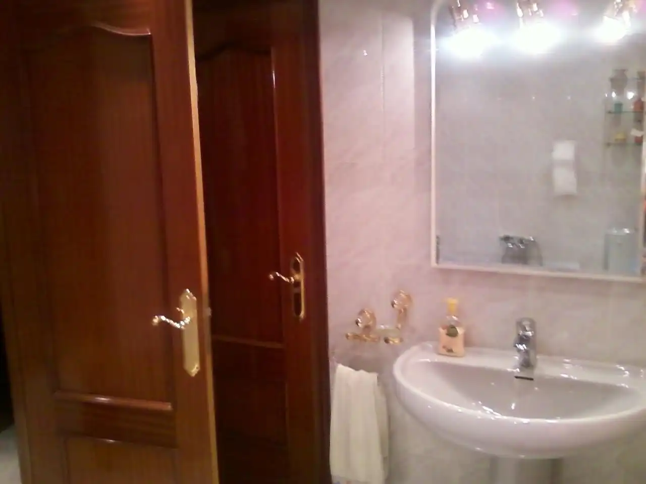 Baño de Casa o chalet en venta en Navalcarnero con Aire acondicionado, Calefacción y Jardín privado