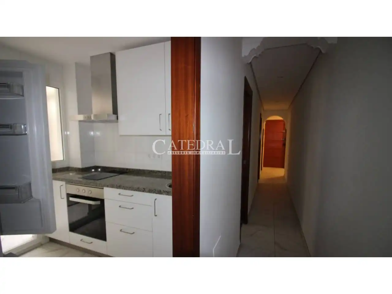 Bedroom of Flat for rent in Sevilla  with Air Conditioner and Balcony