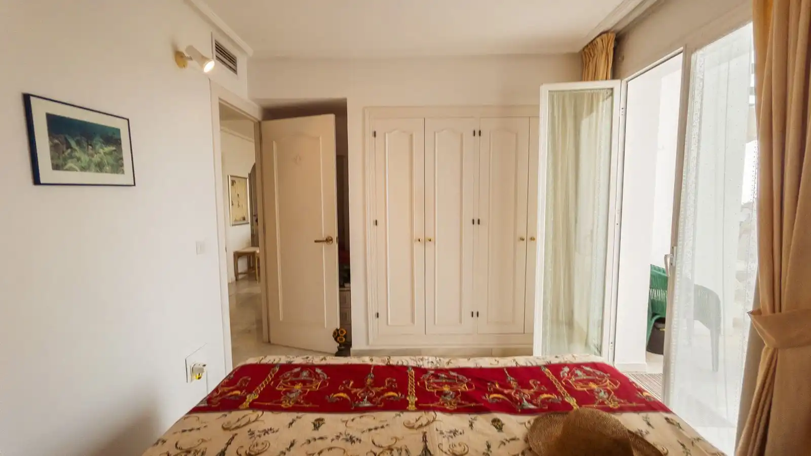 Habitación de Ático en venta en Estepona con Aire acondicionado, Terraza y Amueblado