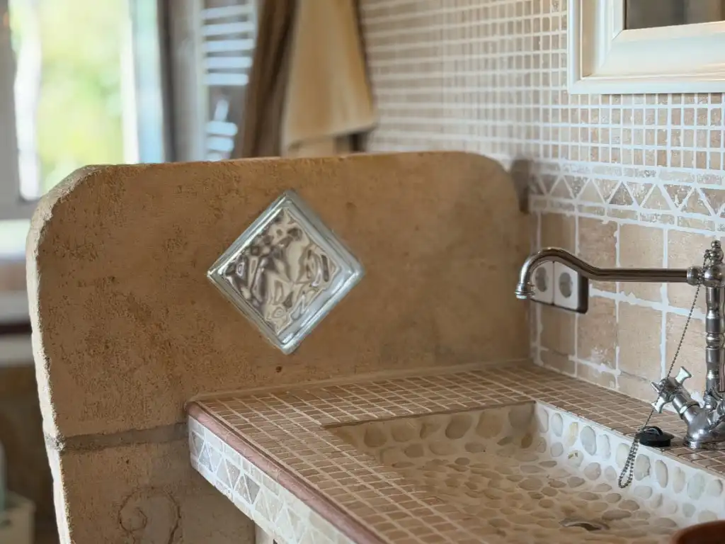 Badezimmer von Haus oder Chalet zum Verkauf in Calvià mit Klimaanlage, Privatgarten und Terrasse