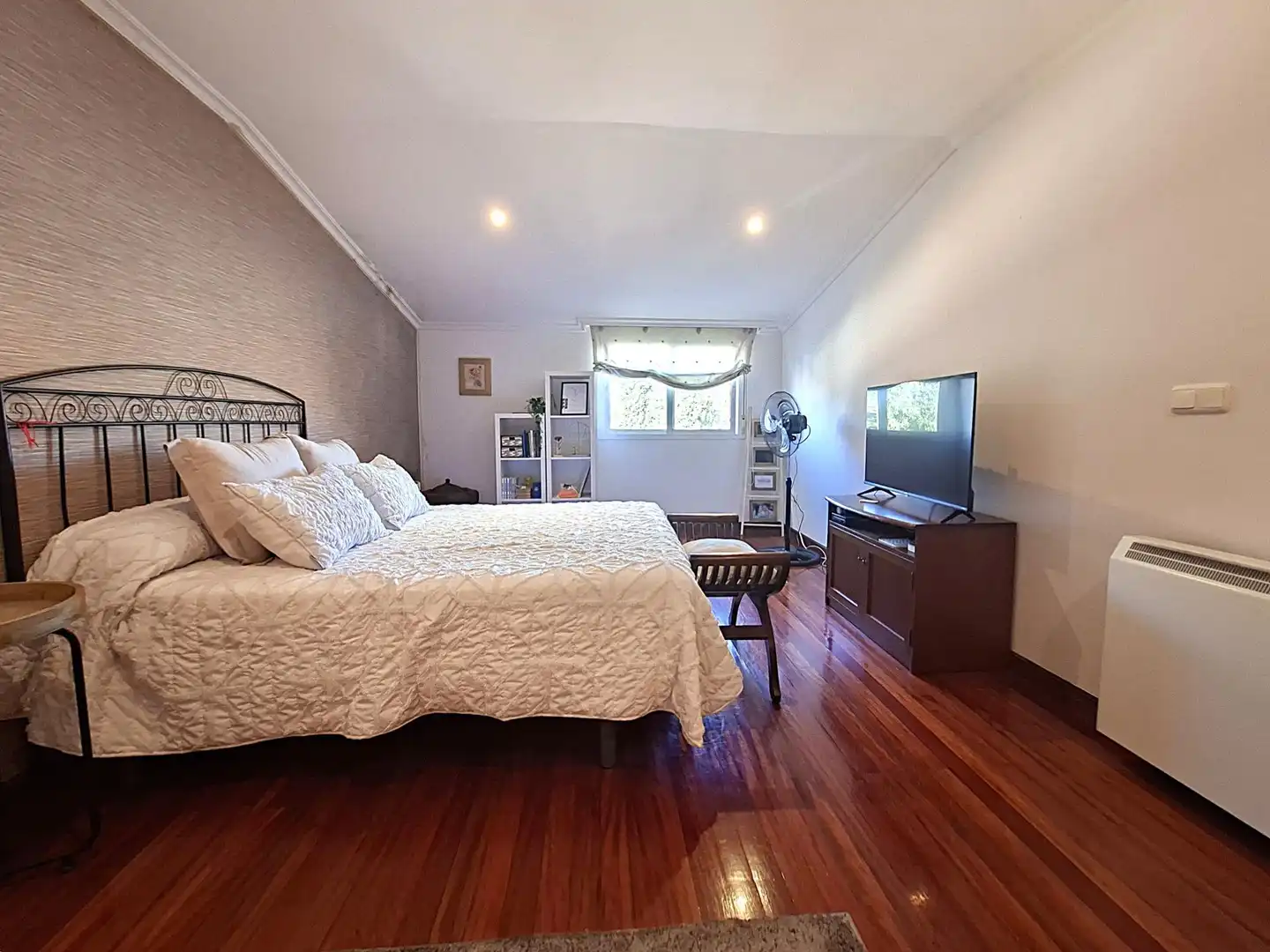 Bedroom of Flat for sale in Cambados  with Heating, Private garden and Storage room