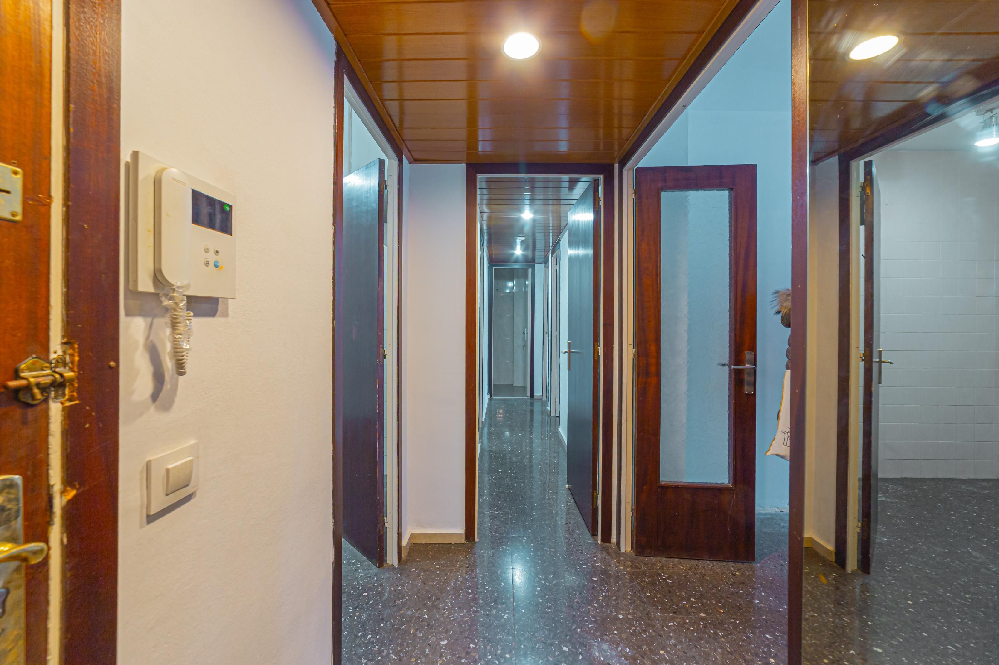 Flat for sale in  Barcelona Capital  with Heating