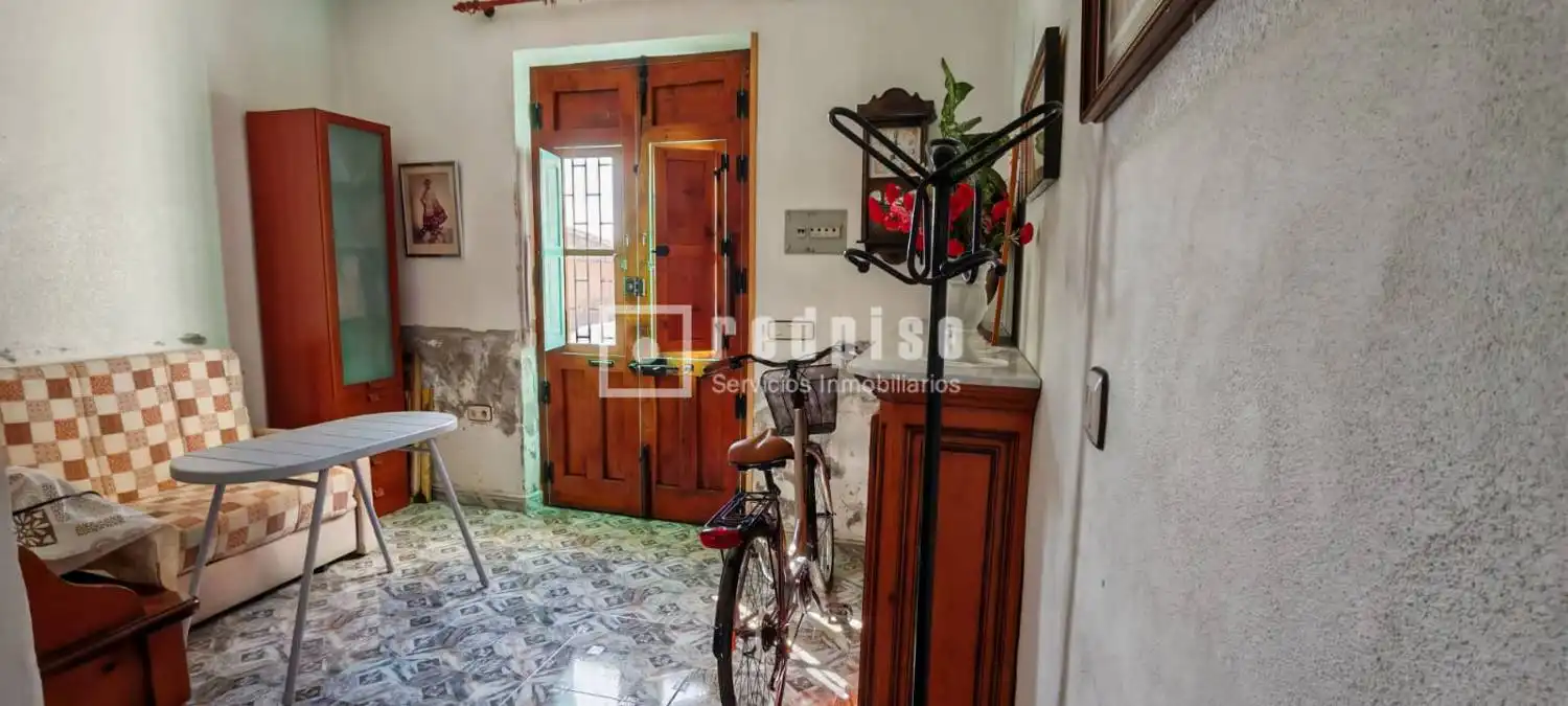 Houses for sale in Mula  with Terrace and Storage room