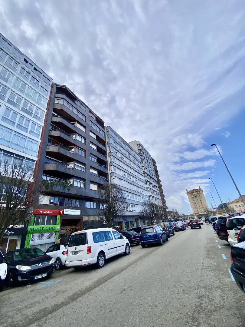 Vista exterior de Piso en venta en Santander con Calefacción, Terraza y Amueblado