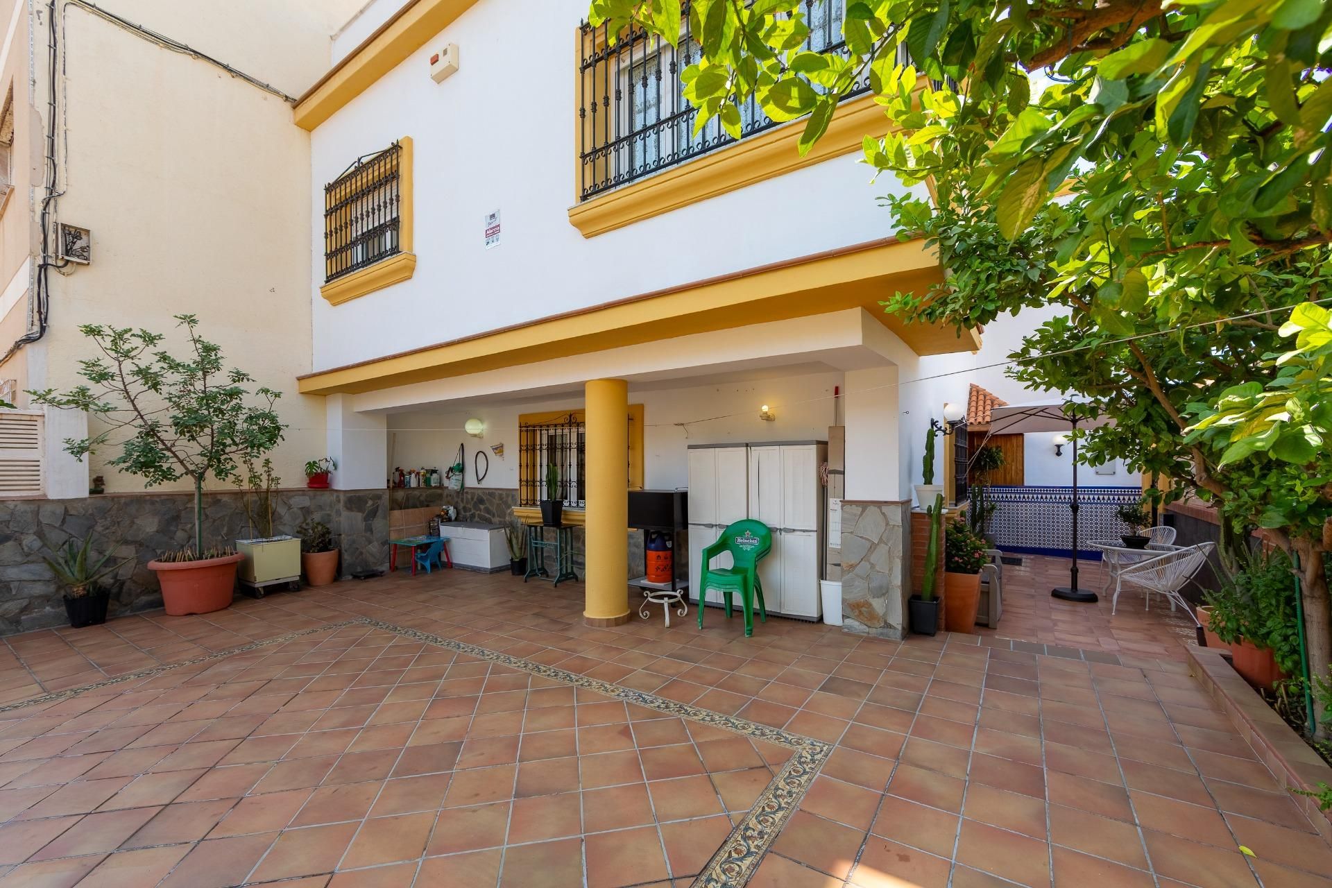 Jardín de Casa o chalet en venta en  Almería Capital con Aire acondicionado, Jardín privado y Parquet