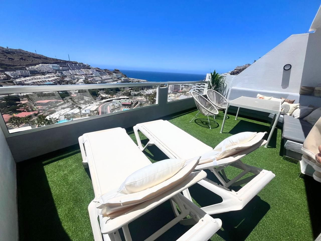 Terrassa de Pis en venda en Mogán amb Terrassa, Moblat i Piscina comunitària