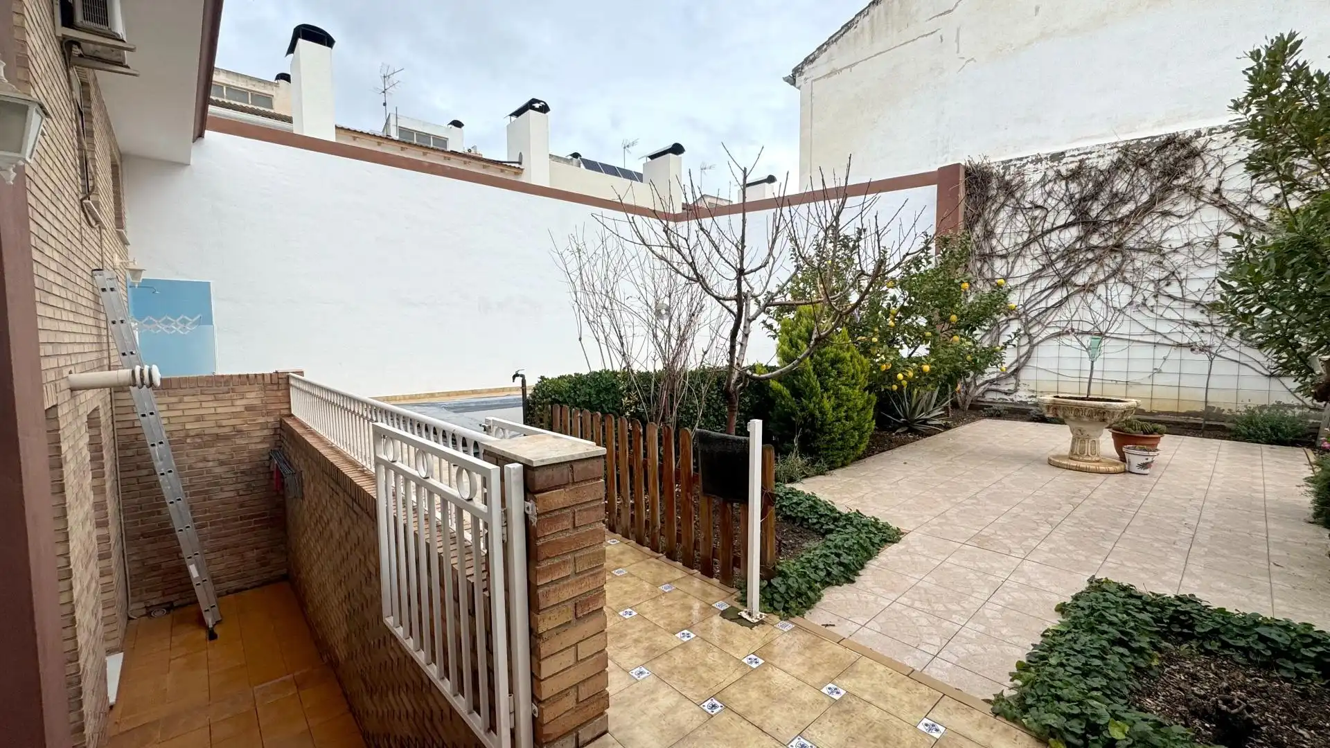 Jardín de Casa adosada en venta en Sax con Aire acondicionado, Calefacción y Terraza