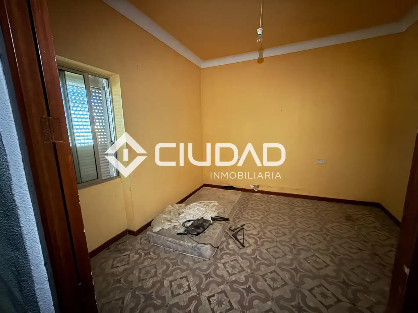 Dormitori de Casa o xalet en venda en Lebrija