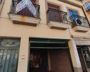 Vista exterior de Casa o xalet en venda en Plasencia amb Aire condicionat, Terrassa i Moblat