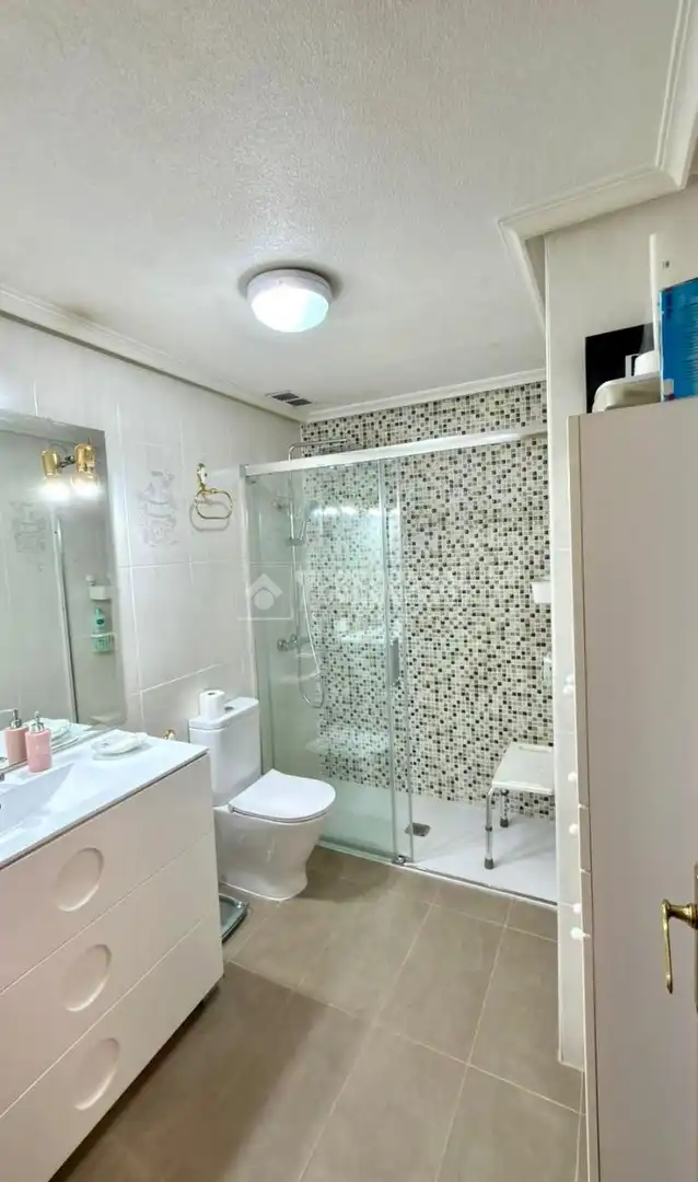 Baño de Piso en venta en Murcia con Aire acondicionado, Calefacción y Terraza
